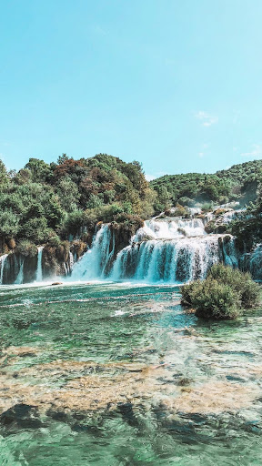 Waterfall Wallpapers Screen 2