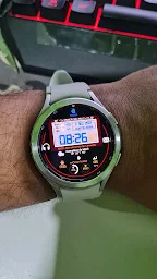 C04 - Classic Digital Watch - Screenshot Image