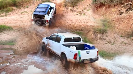 Android application Offroad 4x4 Pickup Truck Game screenshort