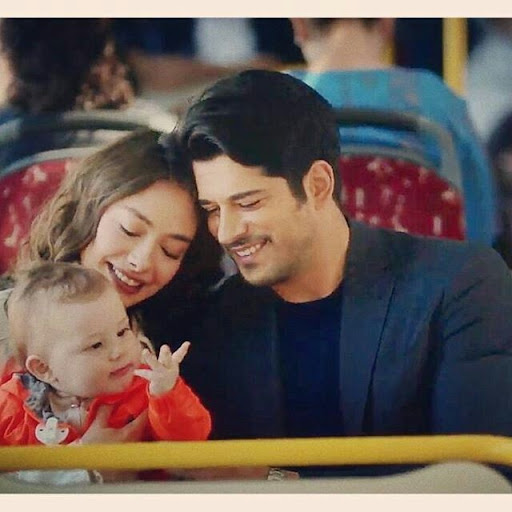 Kara sevda - مسلسل حب أعمى Screen 2