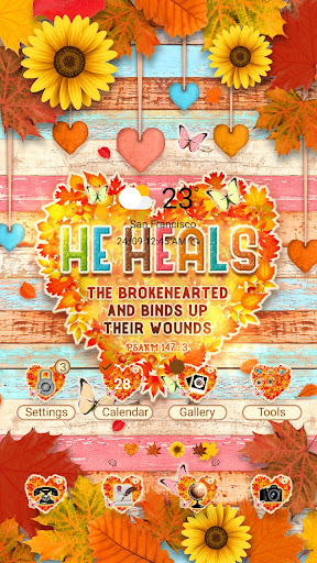 Android application Autumn Leaves Heart- Wallpaper screenshort