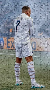 Kylian Mbappé Jigsaw Puzzles