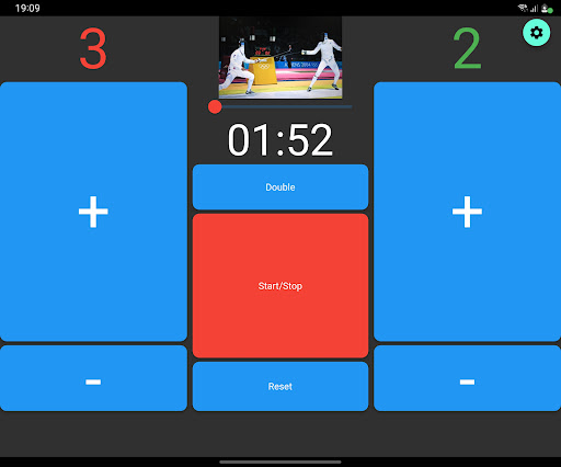 Fencing Scorer with Video Screen 2