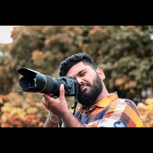 Ronak Ramani Photography logo