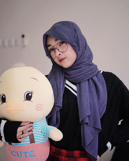Juyy Putri Wallpapers HD Screen 2