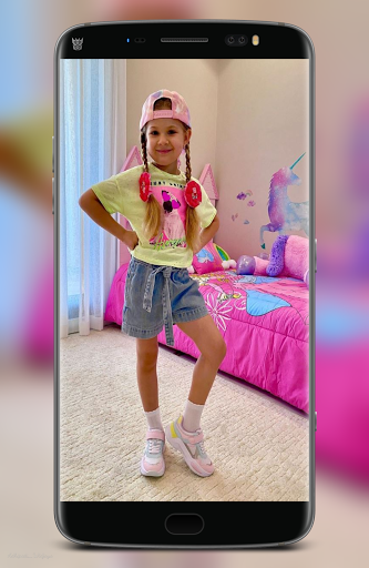 Kids Diana Show Wallpaper HD