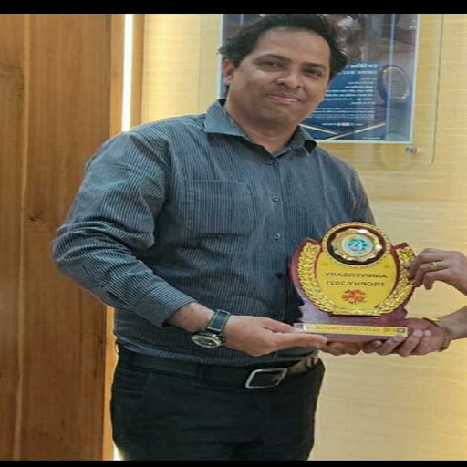 Sunil Rajdeo logo