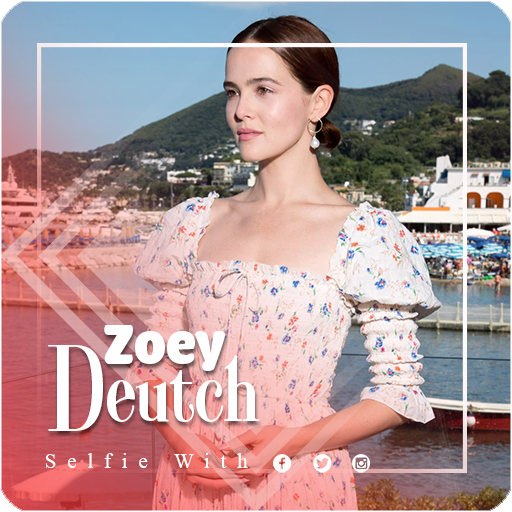 Selfie With Zoey Deutch