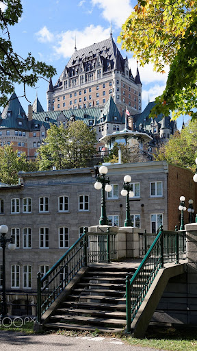 Chateau Frontenac Wallpapers Screen 3