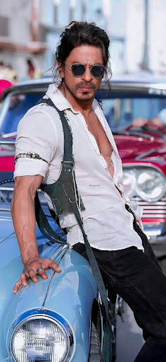 Shah Rukh Khan HD Wallpaper Screen 2