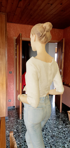 Girlfriend AR Screen 3