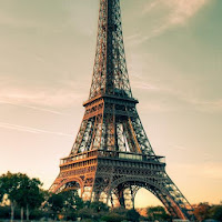 Eiffel tower wallpaper 3d - Paris wallpaper