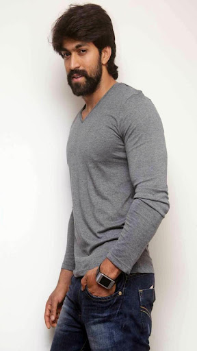 Rocking Star Yash Wallpapers