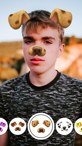 フェイスライブカメラ 変顔変換アプリ 写真フィルター エフェクト By Lyrebird Studio Google Play 日本 Searchman アプリマーケットデータ