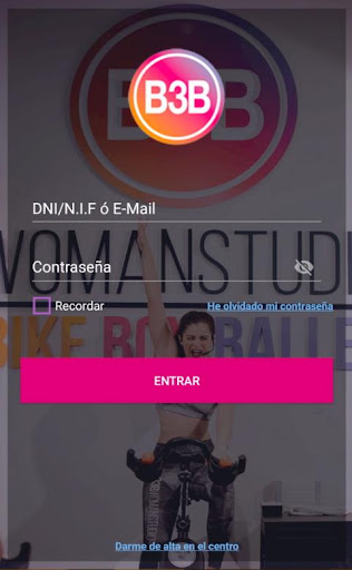 B3B Woman Studio Screen 2