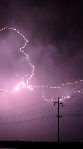 Android application thunderstorm wallpaper screenshort