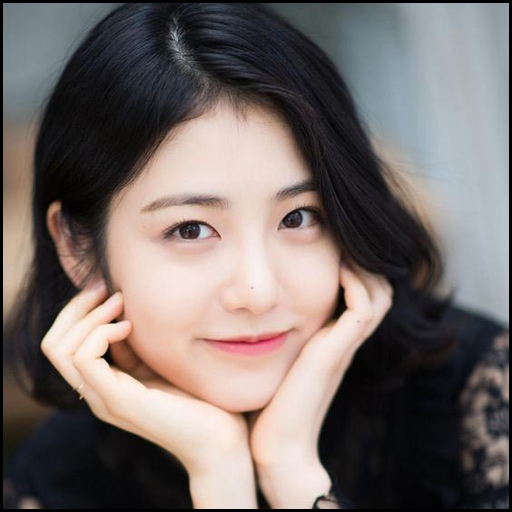 Shin Ye Eun Wallpapers HD logo