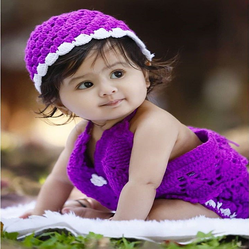 Cute Baby Girl HD Wallpapers logo