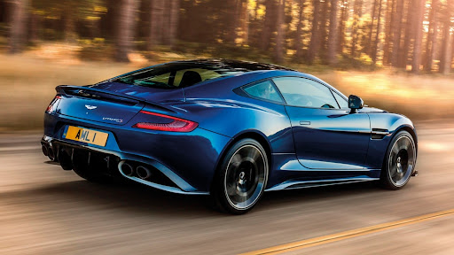 Aston Martin Vanquish Screen 2
