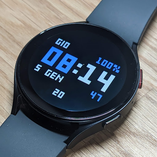 Retro Pixel Watch Face Screen 3