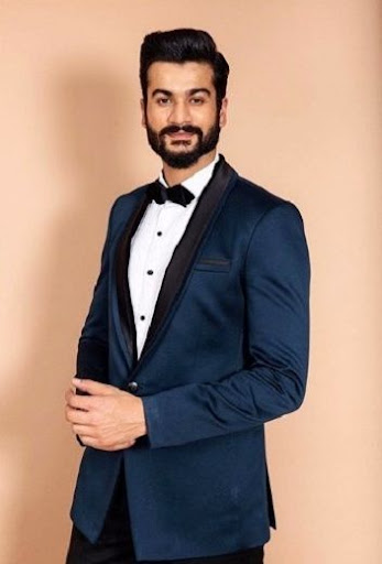 Vicky Kaushal Every updates