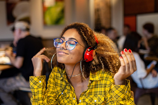 93.7 the beat houston