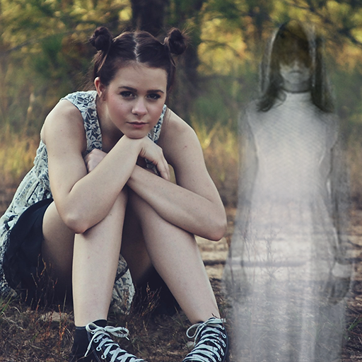 Ghost Photo: Scary Pranks logo