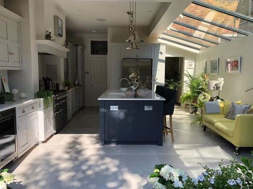 Screenshot of Bungalow Decor
