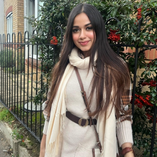 Jannat Zubair Wallpaper Download on Windows