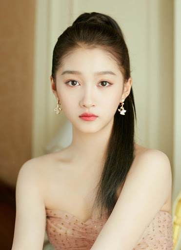 Guan Xiao tong Wallpapers HD Screen 3