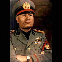 Benito Mussolini Frases