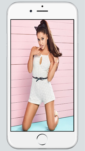 Ariana Grande Wallpaper