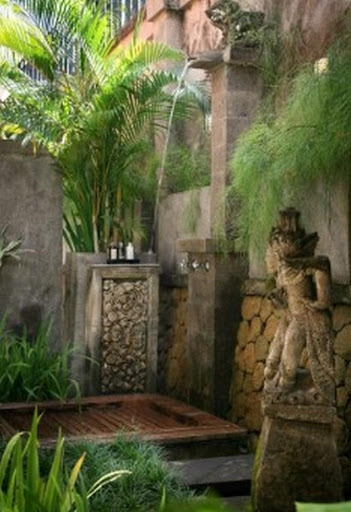 outdoor bathroom