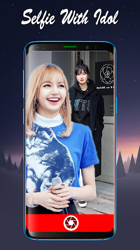 Camera Selfie With Lisa Black