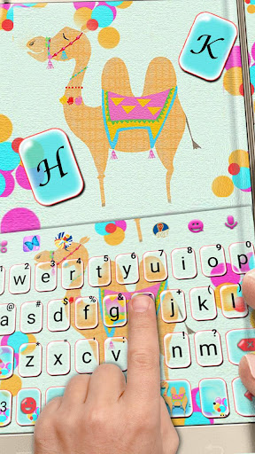 Dainty Cartoon Camel Keyboard Screen 2