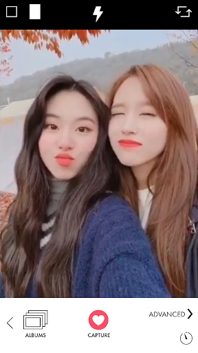 Selfie With TWICE – Take photos with IDOL