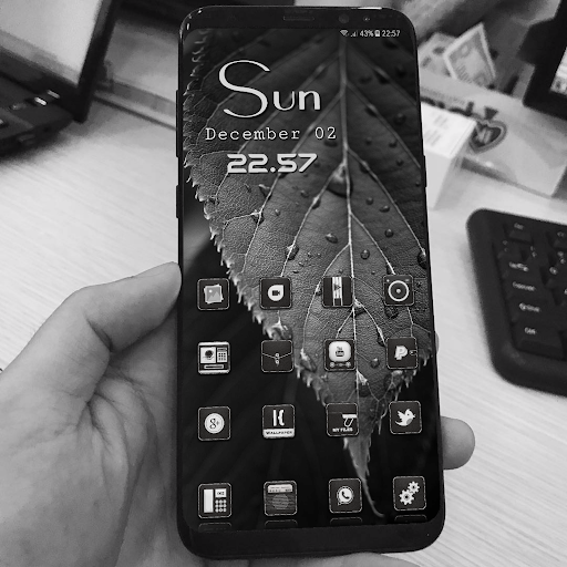 Black Cappuccino Screen 2