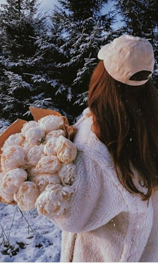 Girls With Flowers Dpz