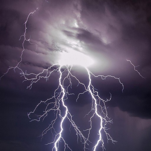 Lightning Wallpapers logo