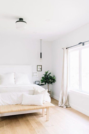 Minimalist Bedroom Screen 2