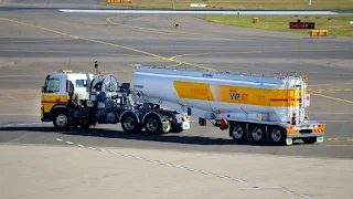 US Oil Tanker Truck Game 2023 - Screenshot 3