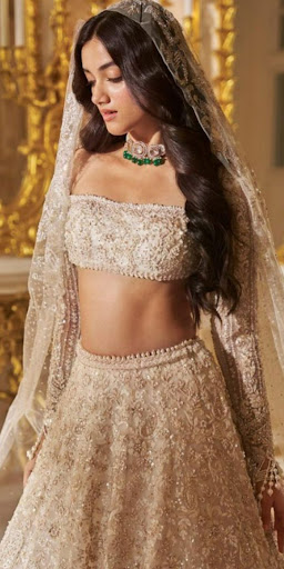 Bhagyashri Borse Wallpapers HD