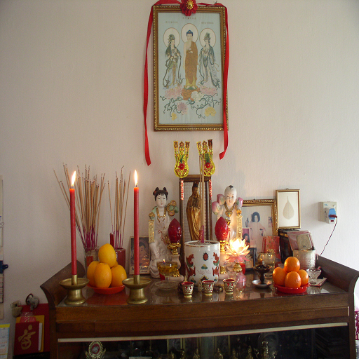 Ancestor Altar Screenshot 4 - AppWisp.com