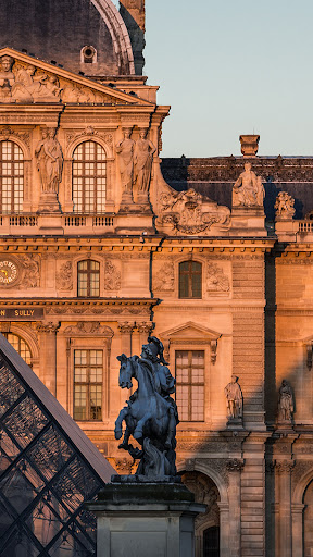 Louvre Museum Wallpapers Screen 2