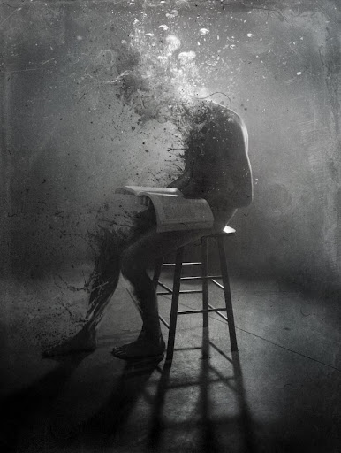 صور حزينة مبكية بدون نت