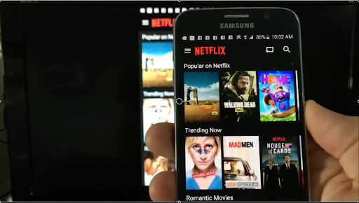 Screen mirroring with Smart TV