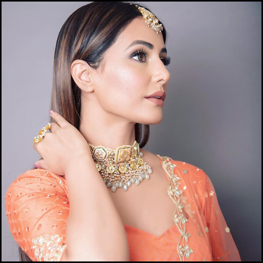 Hina Khan Wallpapers HD logo