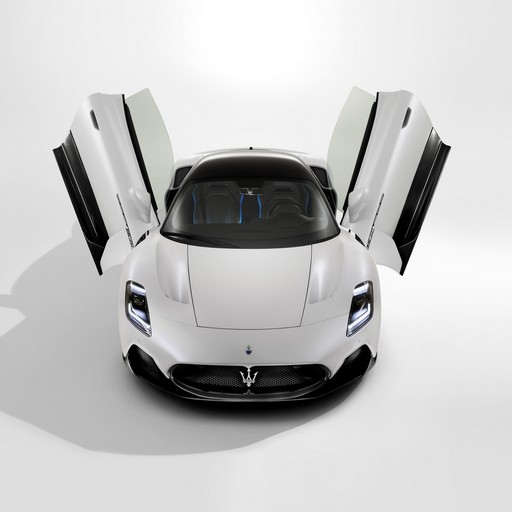 Maserati MC20 logo