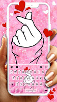 screenshot of Romantic Hand Love Keyboard Th