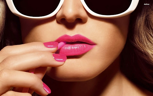 Lipstic ,Nailpolish:Models Screen 2